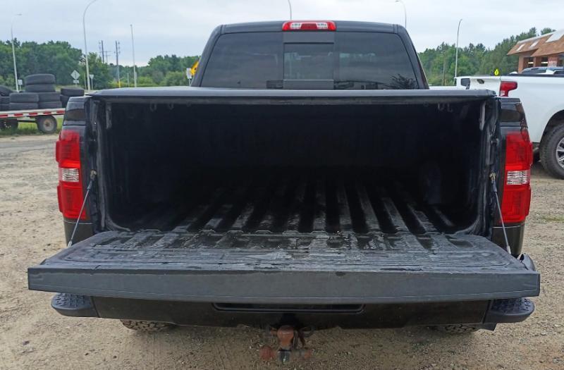 GMC Sierra 1500 SLT Crew Cab Short Box 4WD 2015