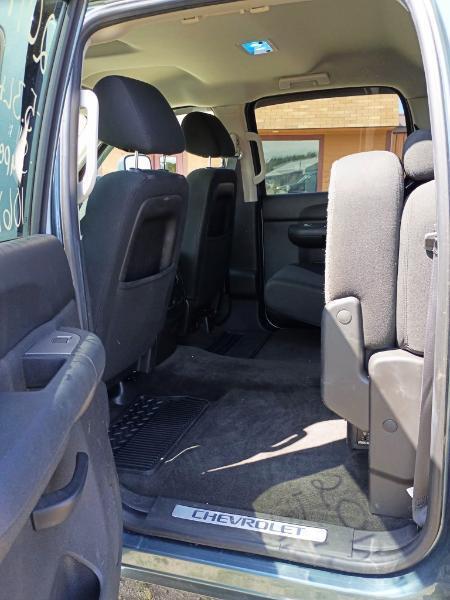 Chevrolet Silverado 1500 LT Crew Cab 4WD 2011