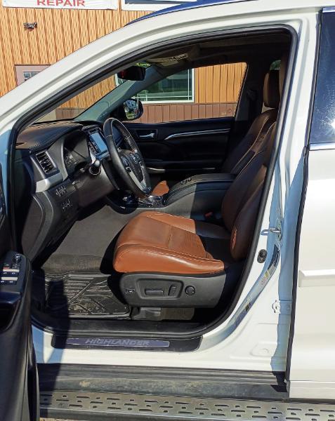 Toyota Highlander Limited AWD V6 2019