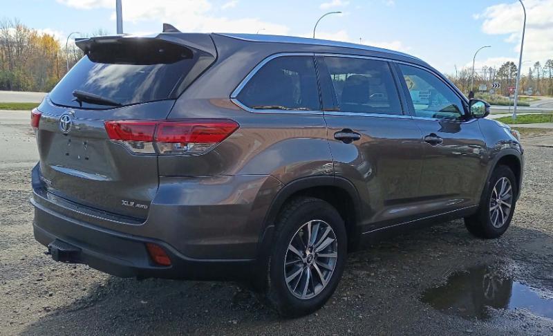 Toyota Highlander XLE AWD V6 2018