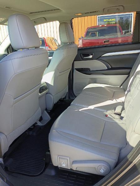 Toyota Highlander XLE AWD V6 2018