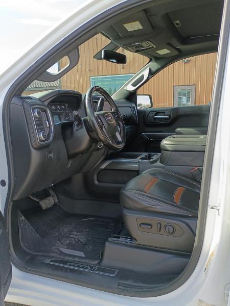 GMC Sierra 1500 AT4 Crew Cab  Short Box 4WD 2019
