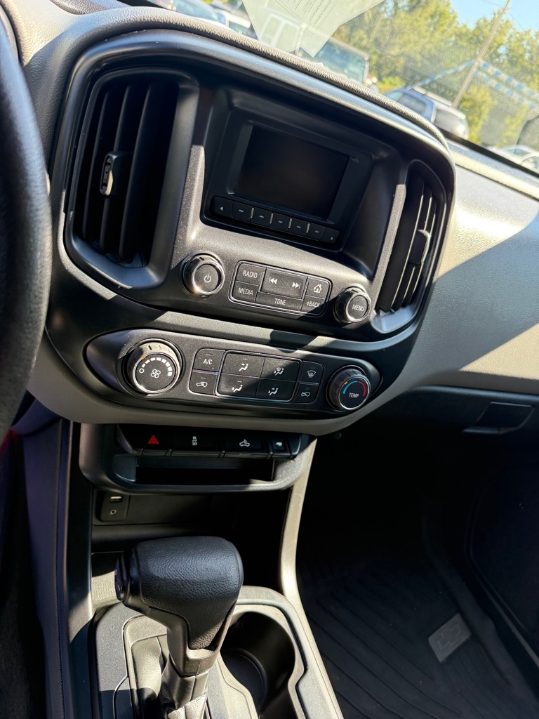 Chevrolet Colorado Work Truck Crew Cab 4WD Short Box 2017 Chevrolet Colorado Work Truck Crew Cab 4WD Short Box 2017