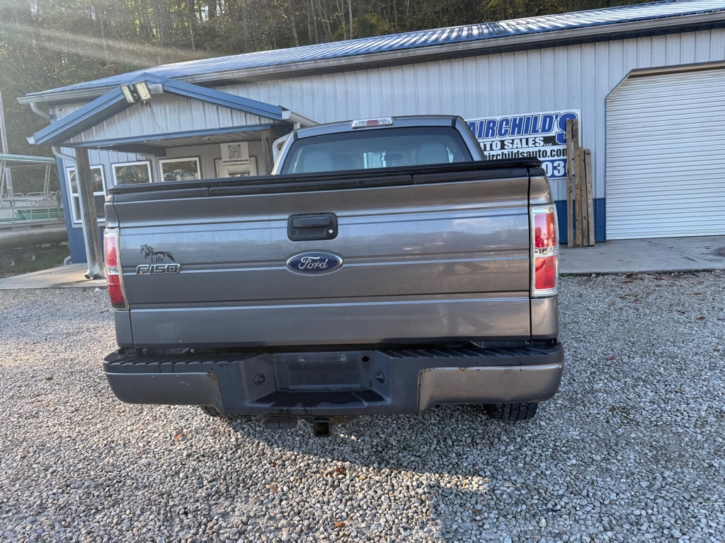 Ford F-150 XL SuperCab 8-ft. Bed 4WD 2010 Ford F-150 XL SuperCab 8-ft. Bed 4WD 2010