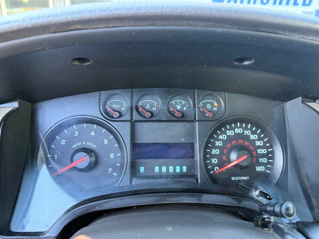 Ford F-150 XL SuperCab 8-ft. Bed 4WD 2010 Ford F-150 XL SuperCab 8-ft. Bed 4WD 2010