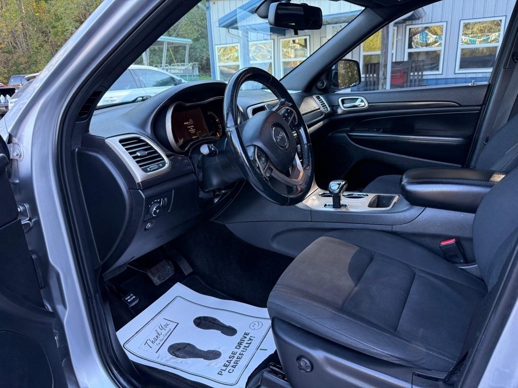 Jeep Grand Cherokee Laredo 4WD 2014