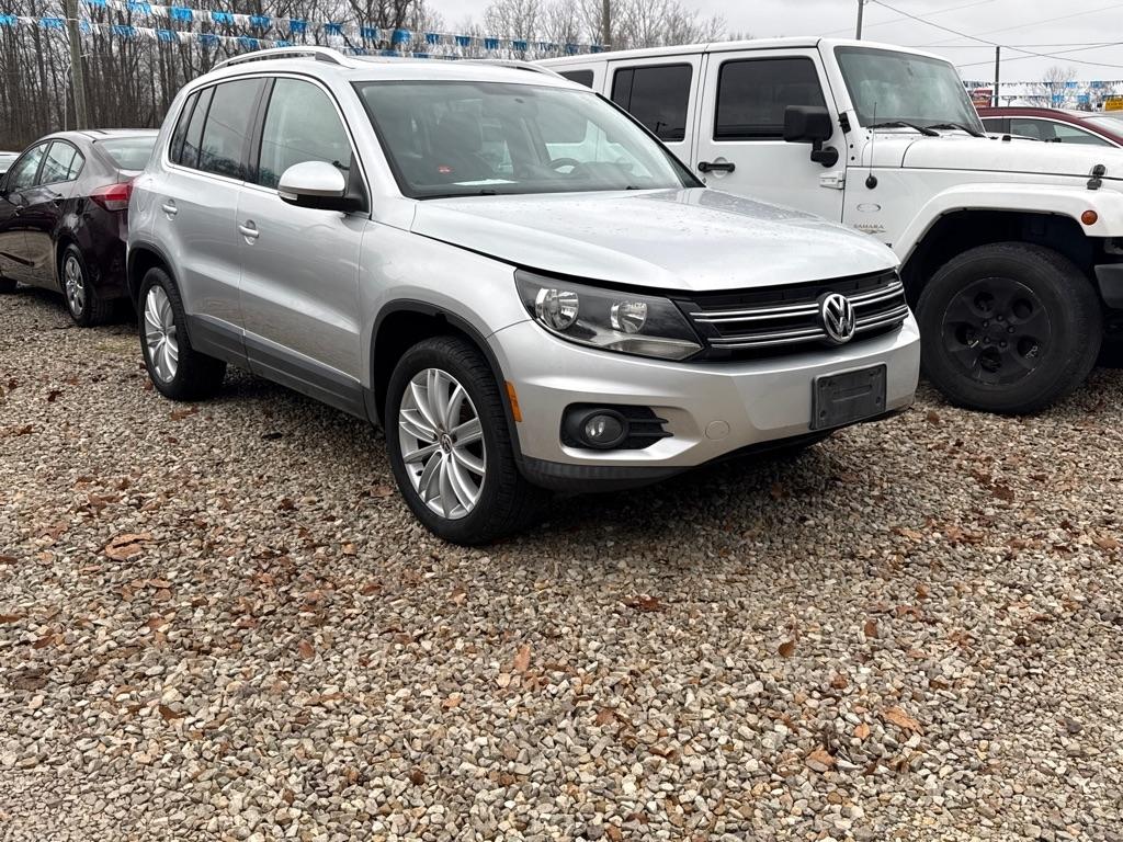 Volkswagen Tiguan S 2012