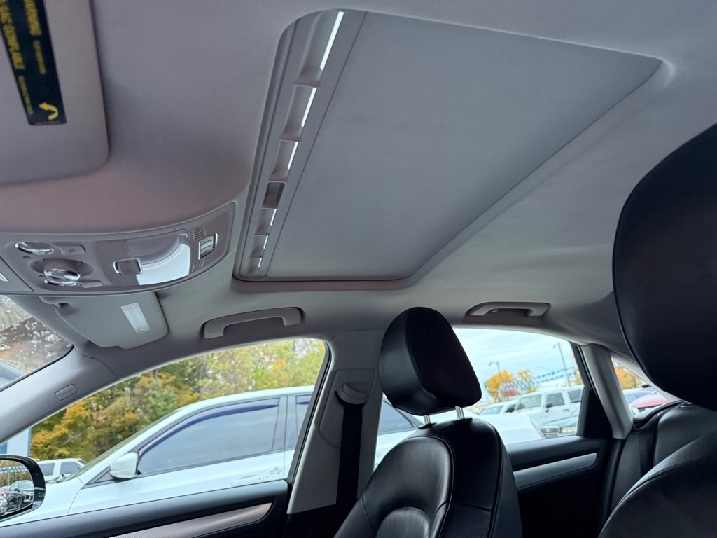 Audi A4 3.2 Sedan quattro Tiptronic 2009 Audi A4 3.2 Sedan quattro Tiptronic 2009