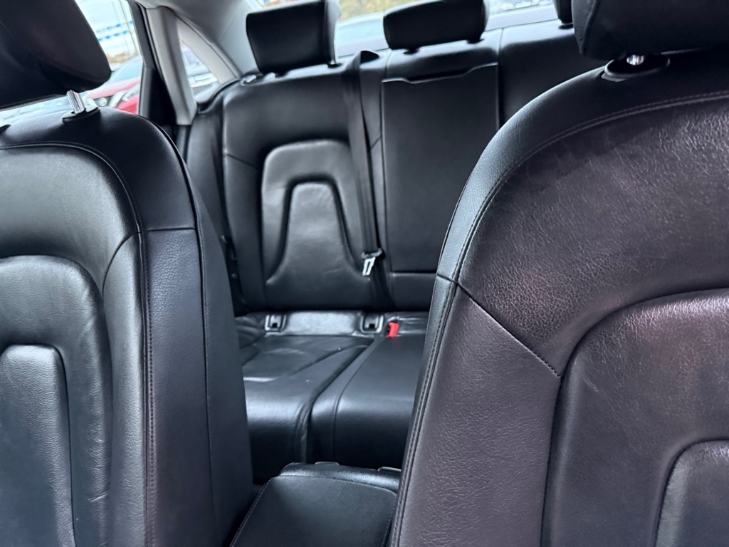 Audi A4 3.2 Sedan quattro Tiptronic 2009 Audi A4 3.2 Sedan quattro Tiptronic 2009