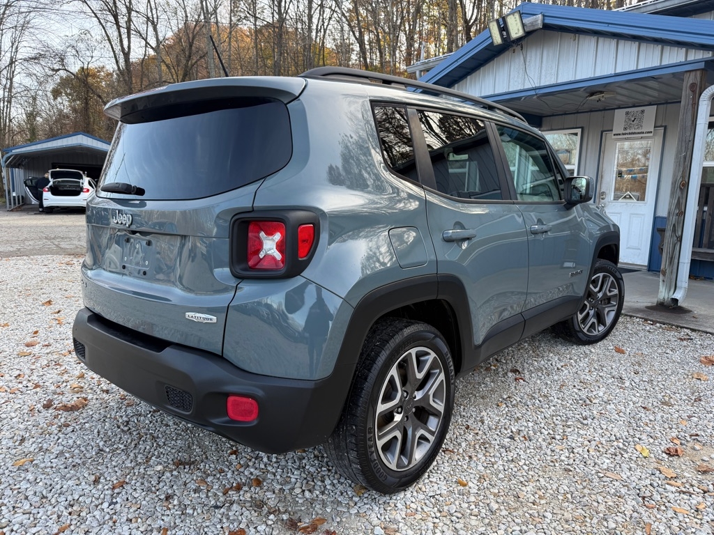 Jeep Renegade Latitude 4WD 2016
