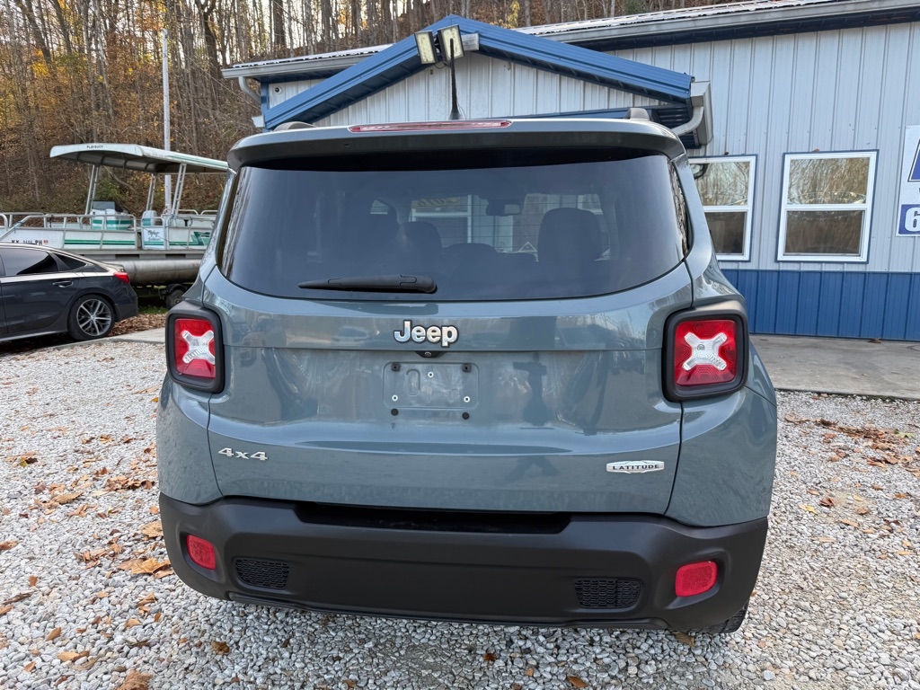 Jeep Renegade Latitude 4WD 2016