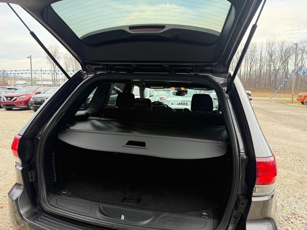 Jeep Grand Cherokee Laredo 4WD 2020