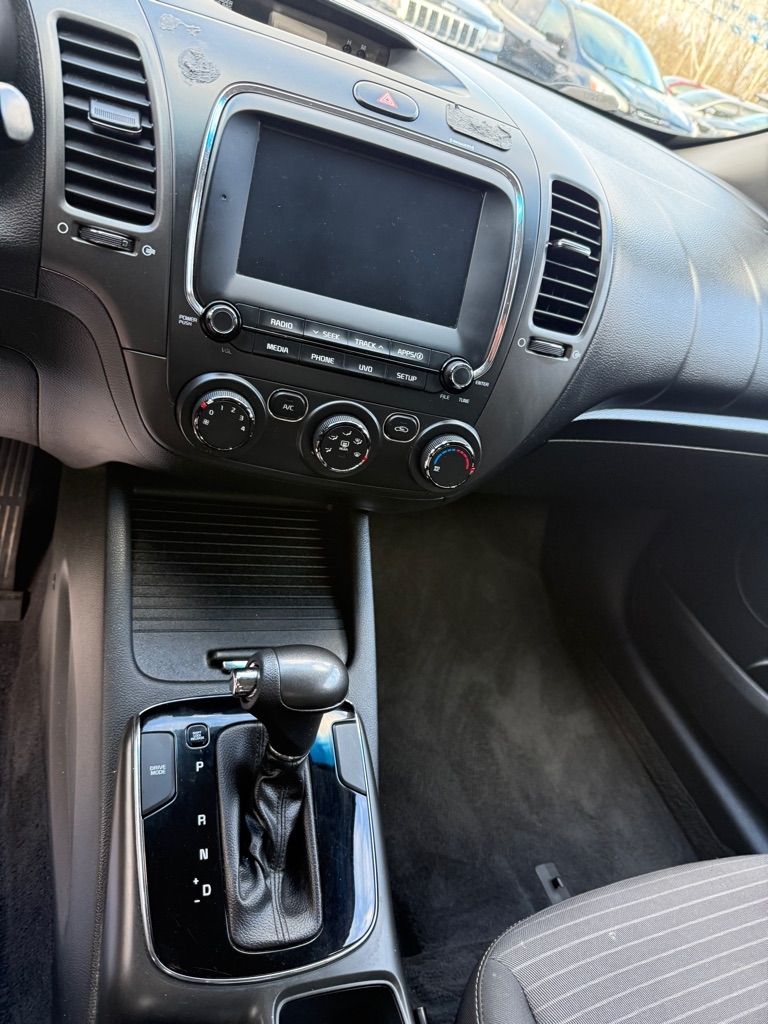 Kia Forte LX 6M 2018