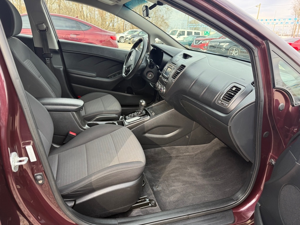 Kia Forte LX 6A 2017