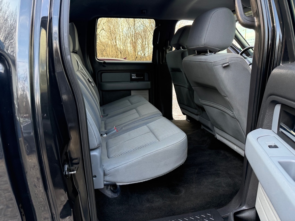 Ford F-150 XL SuperCrew 5.5-ft. Bed 4WD 2013