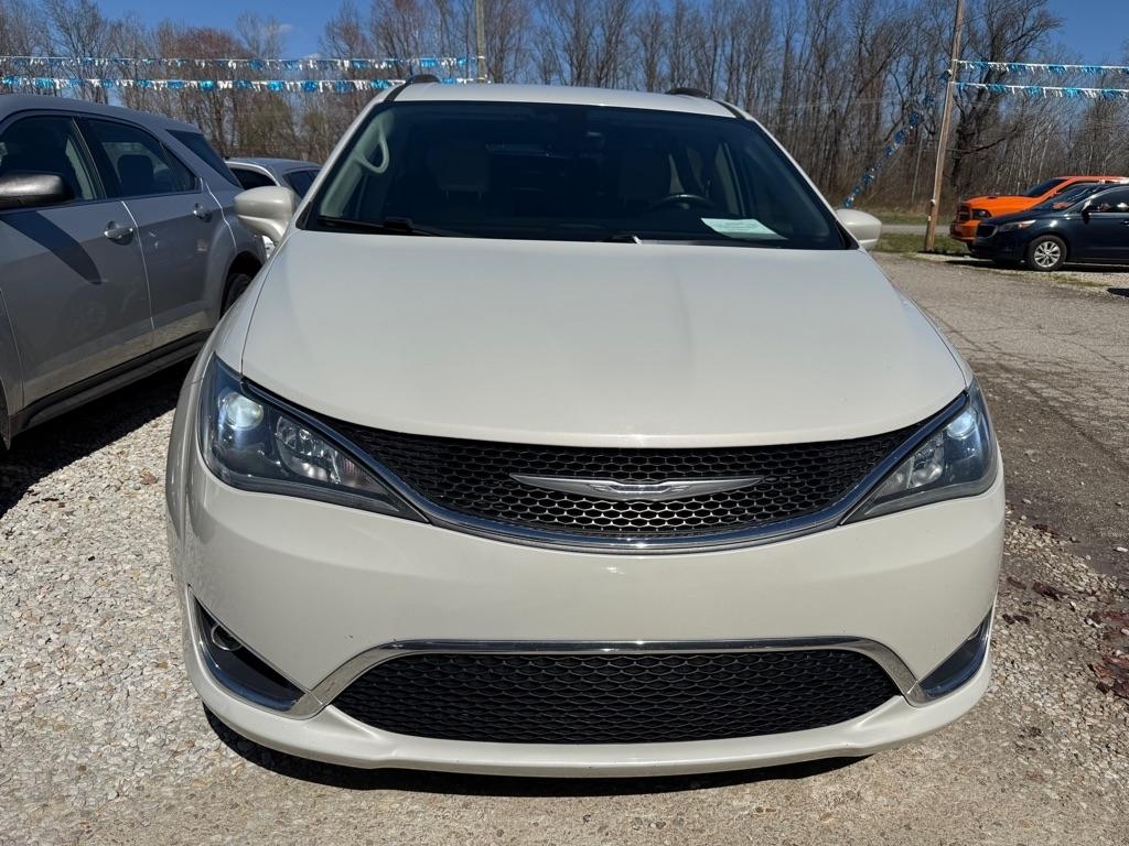 Chrysler Pacifica Touring-L Plus 2017