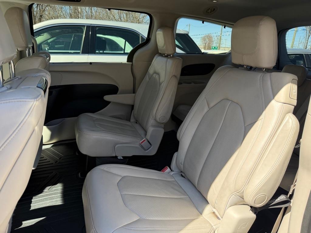 Chrysler Pacifica Touring-L Plus 2017