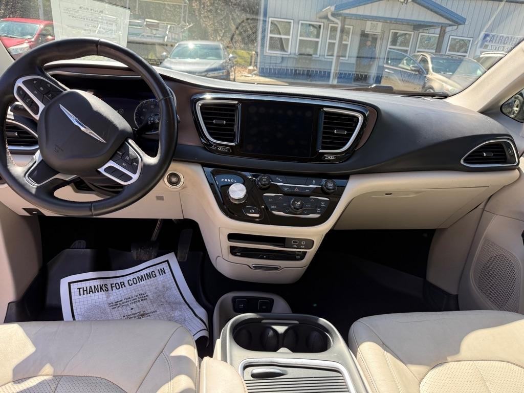 Chrysler Pacifica Touring-L Plus 2017