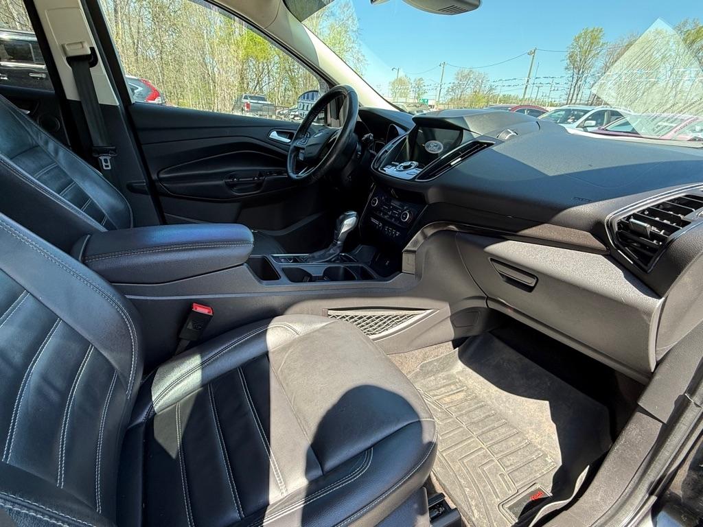 Ford Escape Titanium 4WD 2019