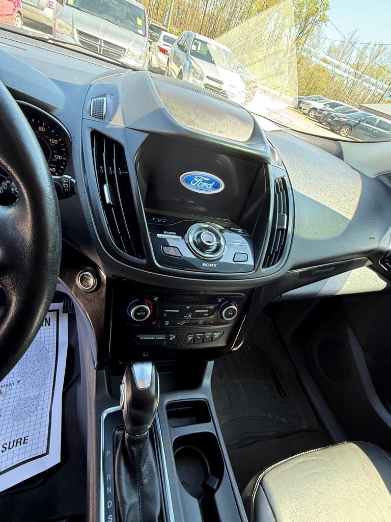 Ford Escape Titanium 4WD 2019