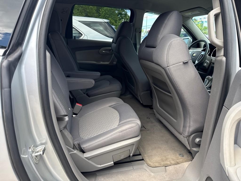 Chevrolet Traverse LT AWD 2012