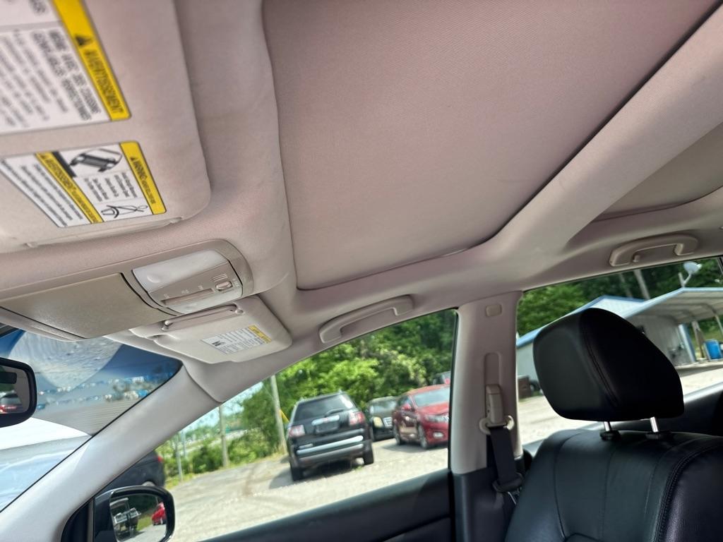 Nissan Murano S AWD 2012