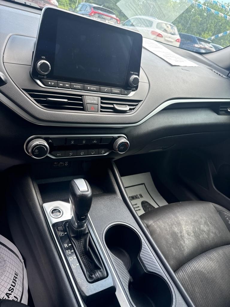 Nissan Altima  2019