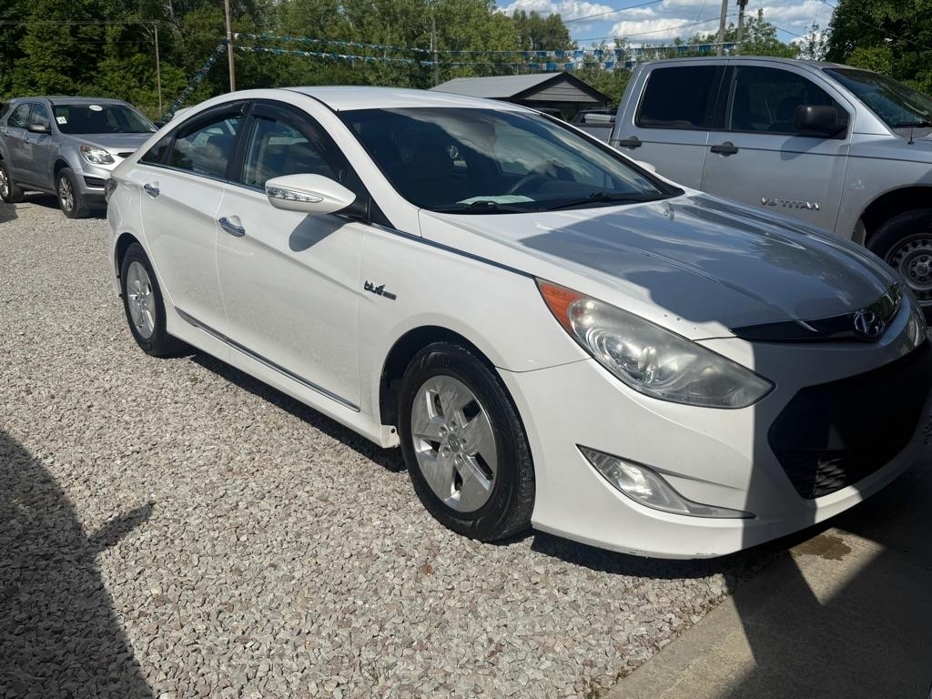 Hyundai Sonata Hybrid Sedan 2011
