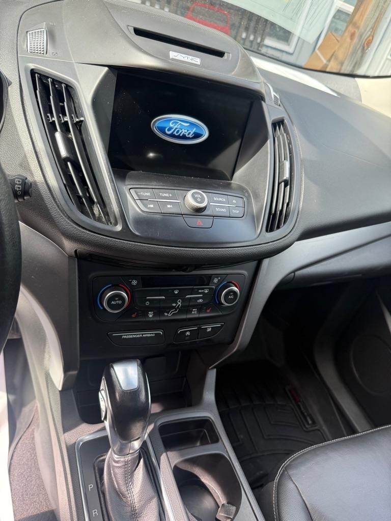 Ford Escape SEL 4WD 2018