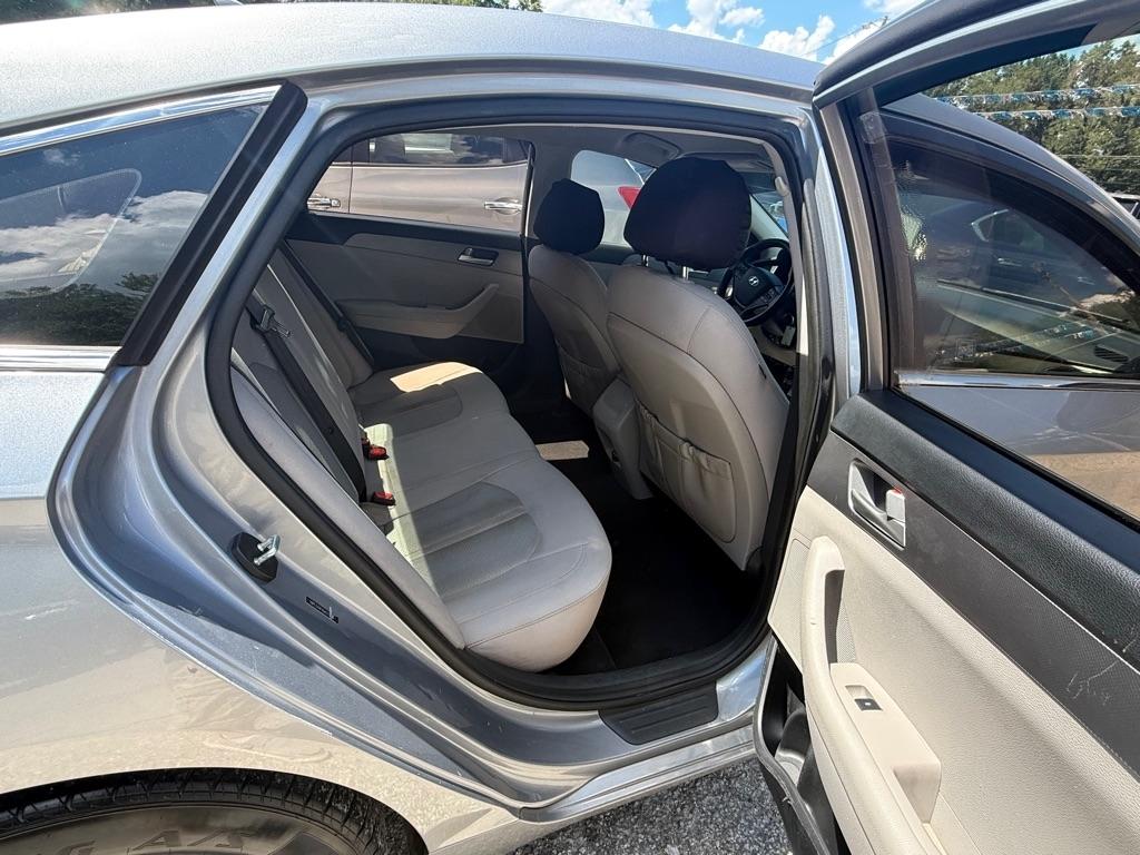 Hyundai Sonata SE 2016
