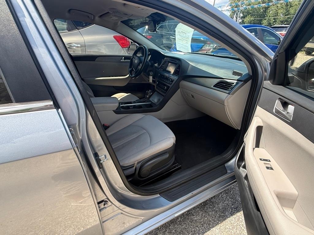 Hyundai Sonata SE 2016