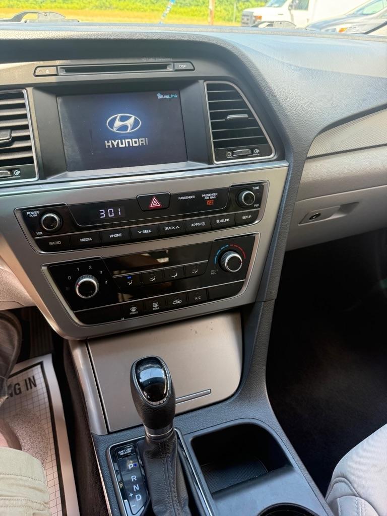 Hyundai Sonata SE 2016
