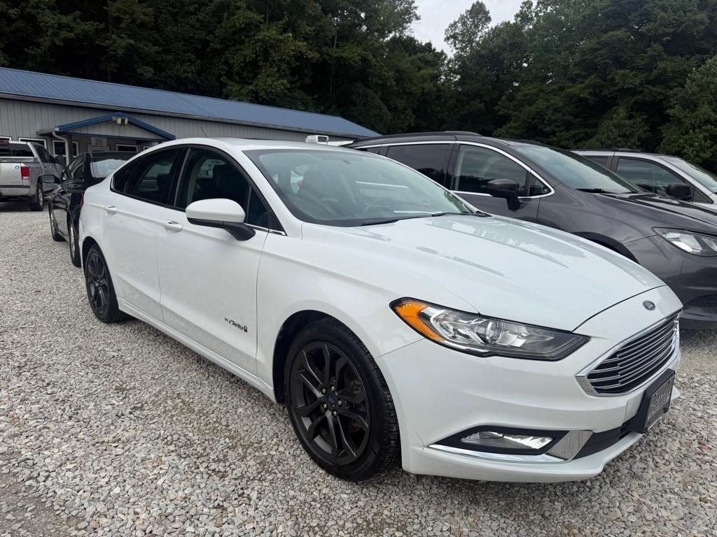 Ford Fusion Hybrid SE 2018