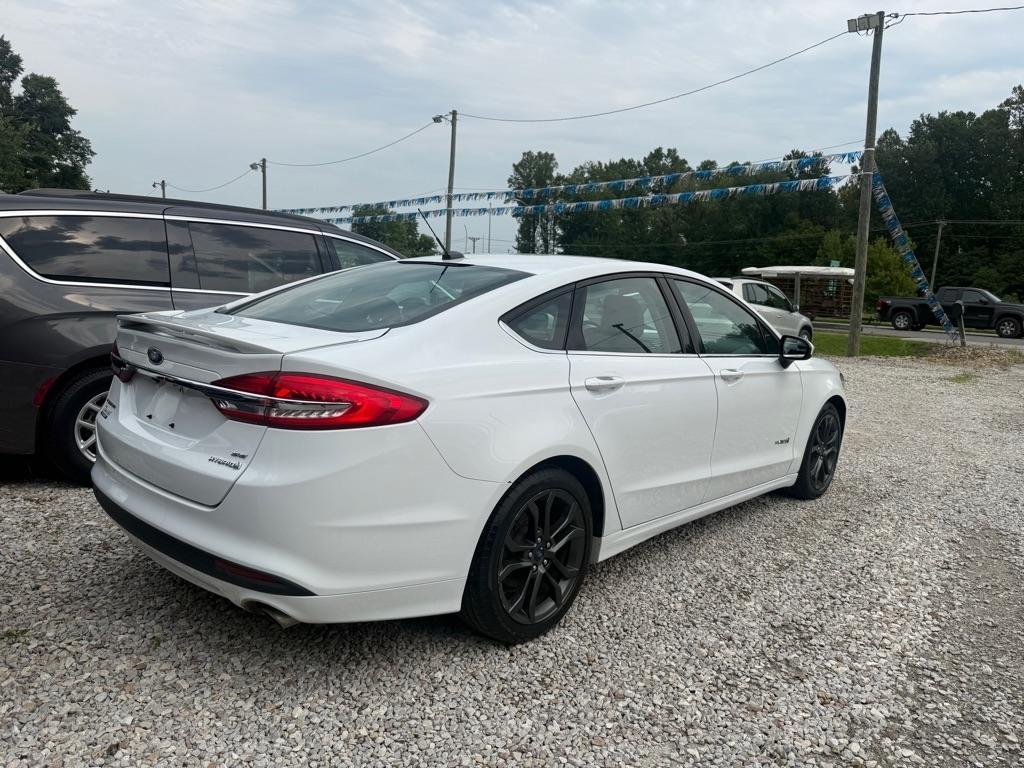 Ford Fusion Hybrid SE 2018