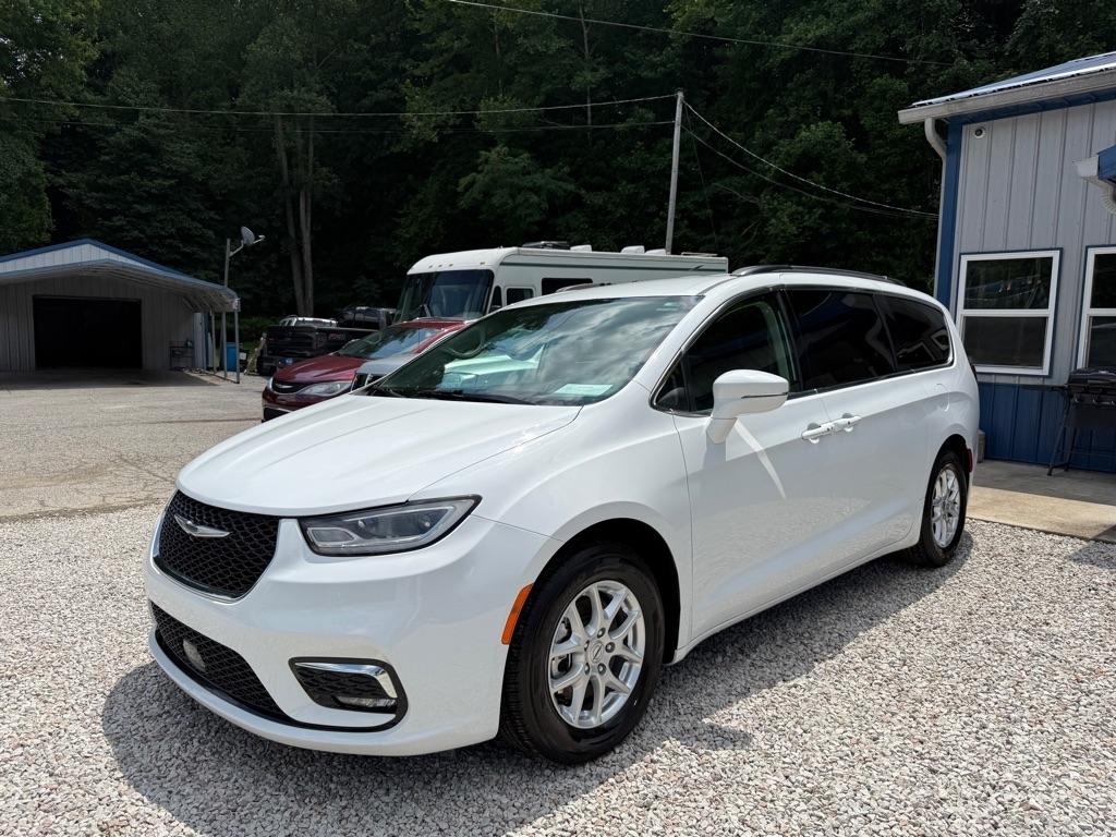 2022 Chrysler Pacifica Touring-L