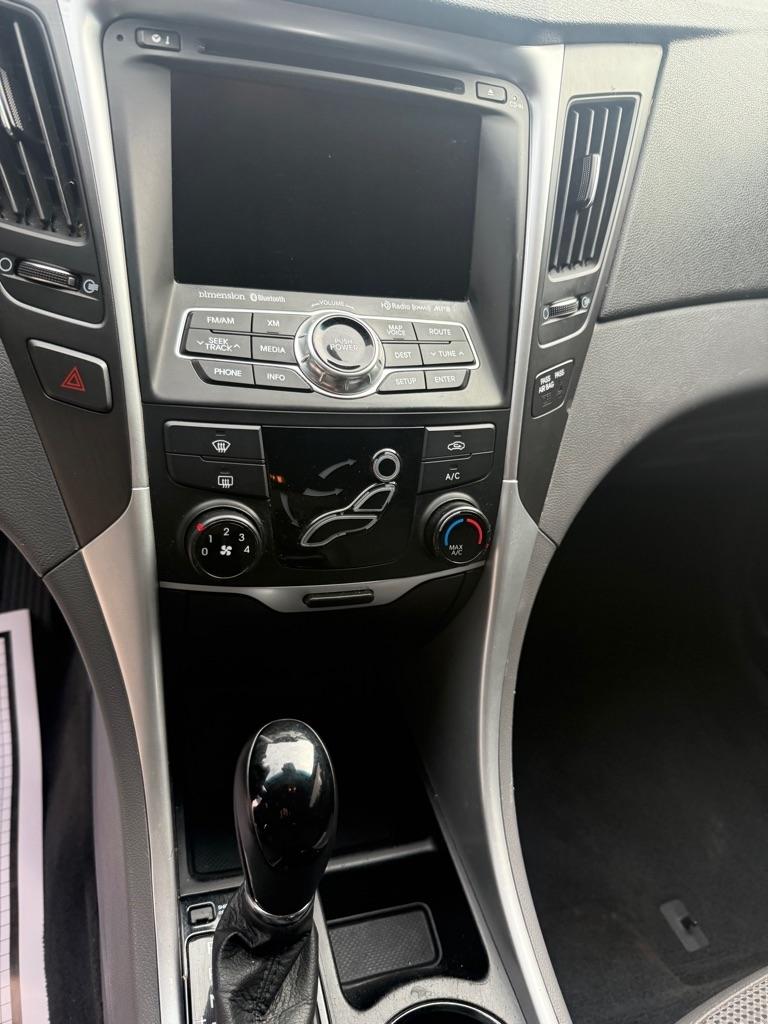 Hyundai Sonata SE Auto 2013