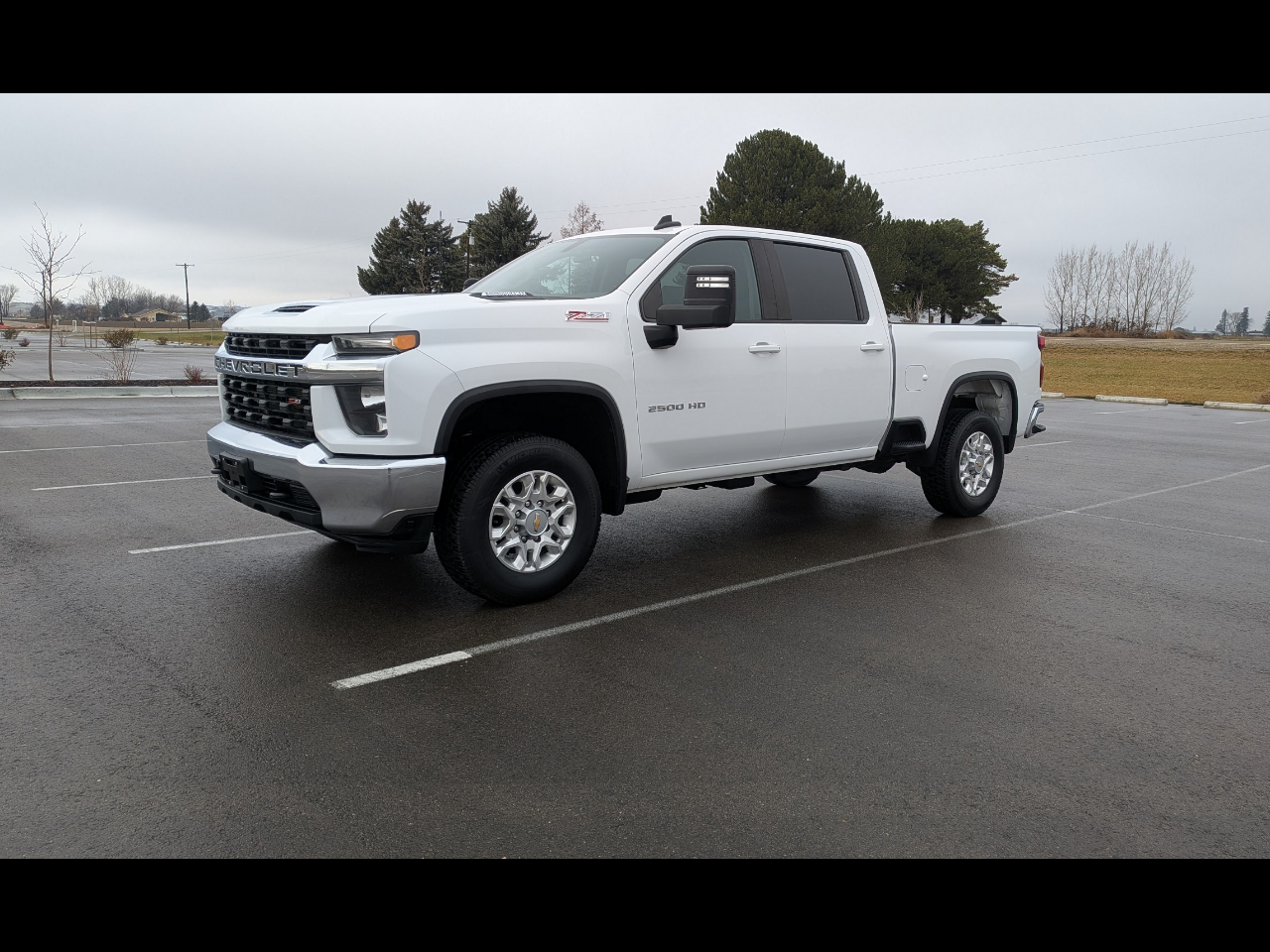 Chevrolet Silverado 2500HD LT Crew Cab Short Box 4WD 2023