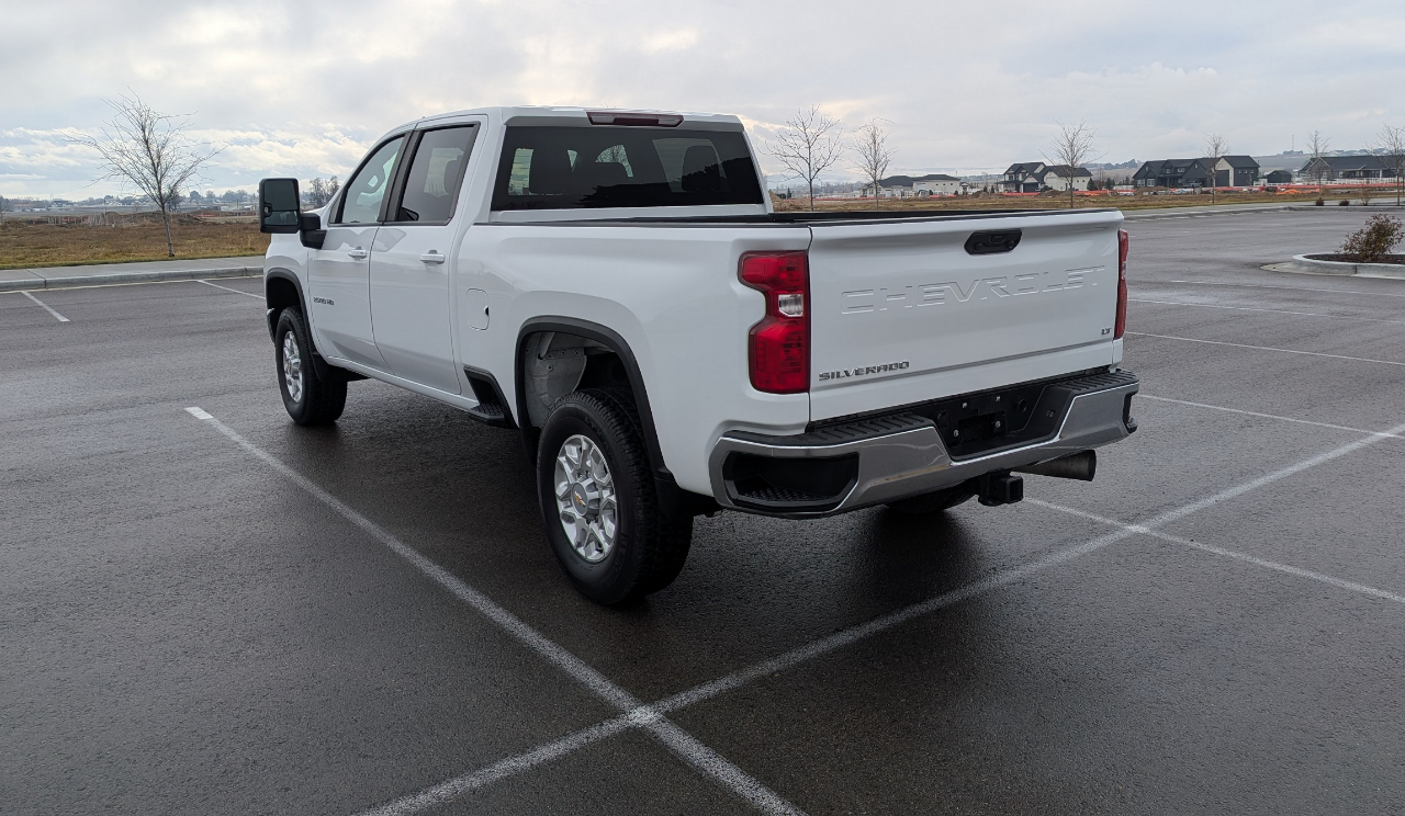 Chevrolet Silverado 2500HD LT Crew Cab Short Box 4WD 2023