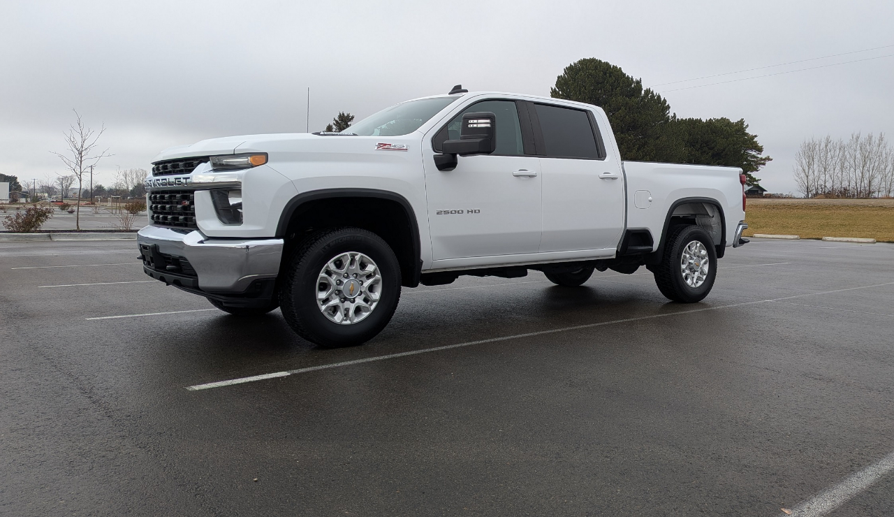 Chevrolet Silverado 2500HD LT Crew Cab Short Box 4WD 2023