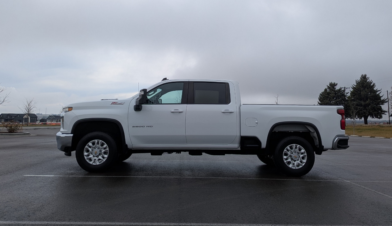 Chevrolet Silverado 2500HD LT Crew Cab Short Box 4WD 2023