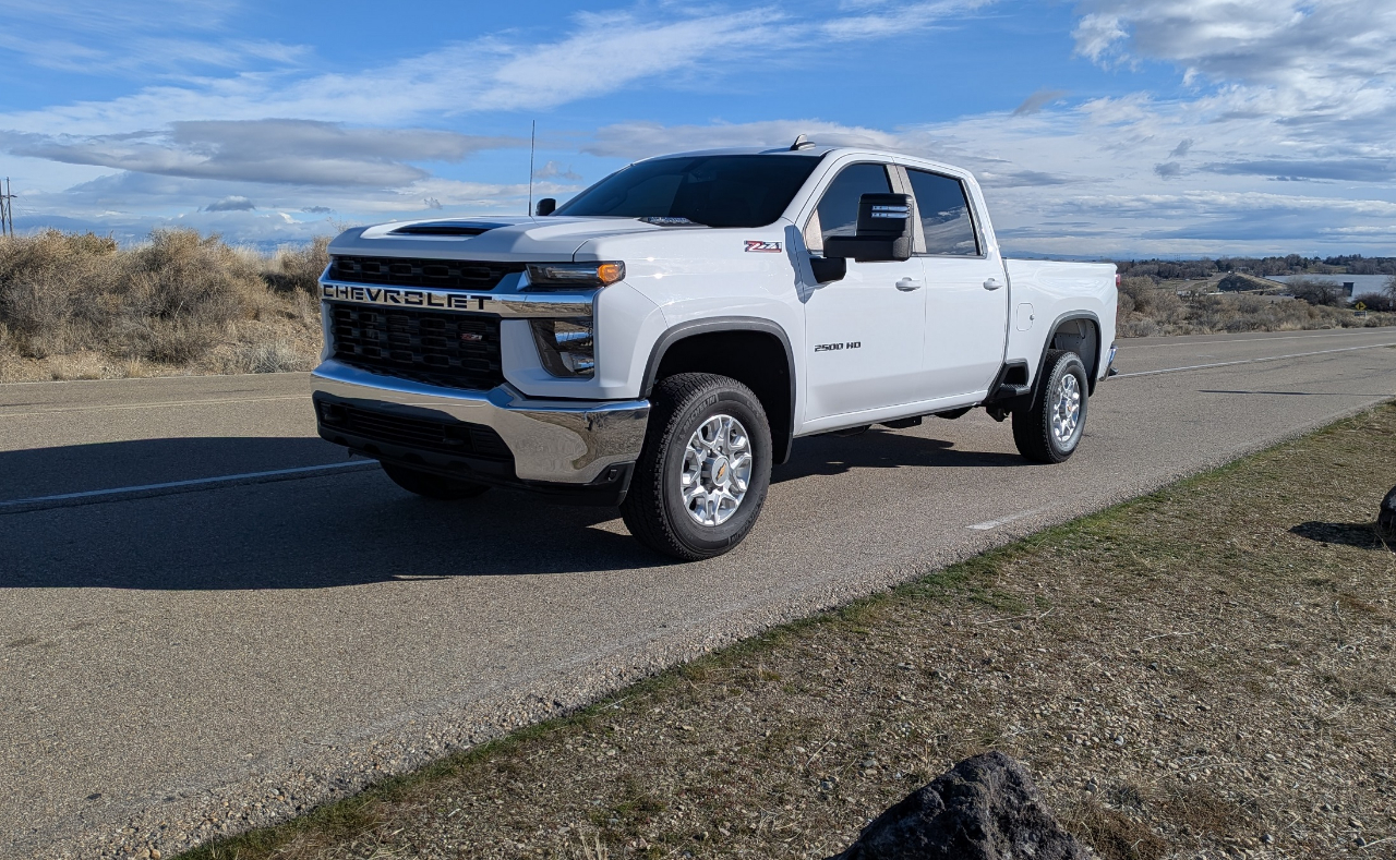 Chevrolet Silverado 2500HD LT Crew Cab Short Box 4WD 2023