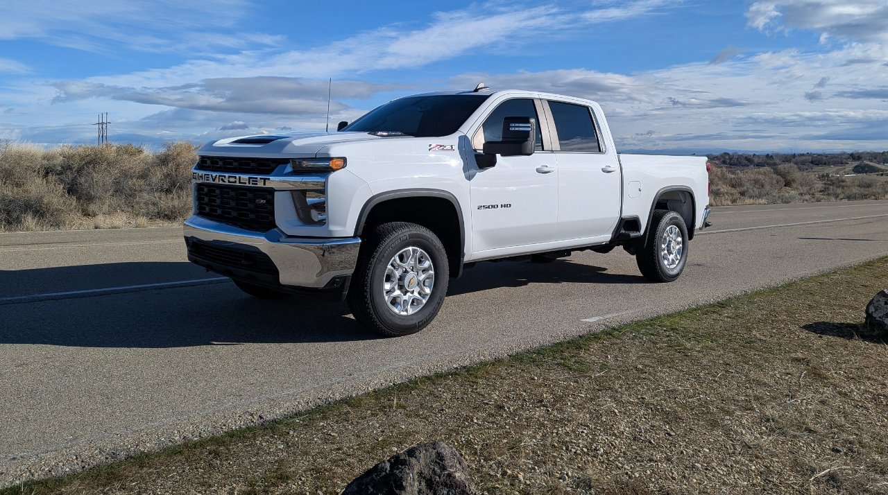 Chevrolet Silverado 2500HD LT Crew Cab Short Box 4WD 2023
