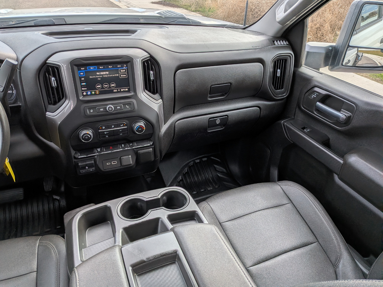 Chevrolet Silverado 3500HD Work Truck Crew Cab 4WD 2023