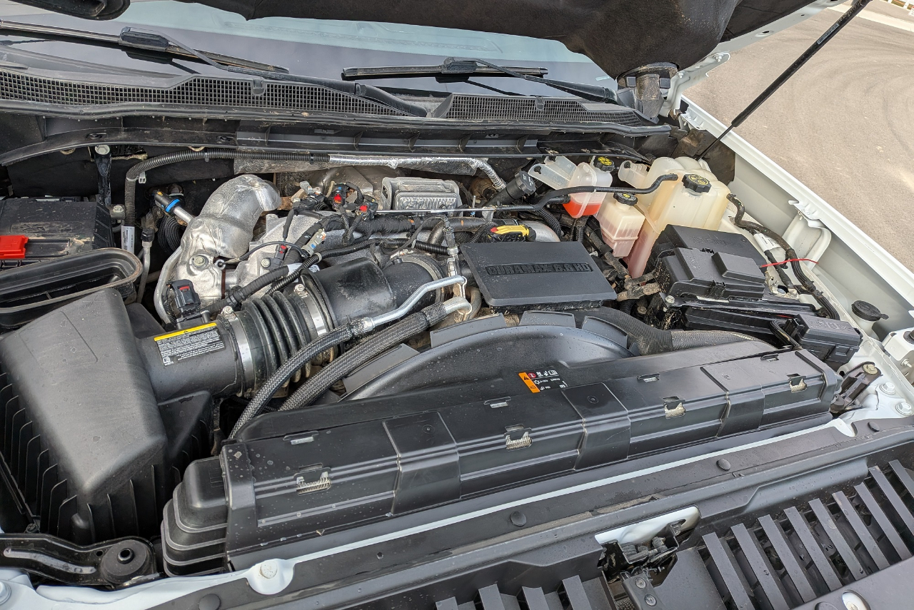 Chevrolet Silverado 3500HD Work Truck Crew Cab 4WD 2023