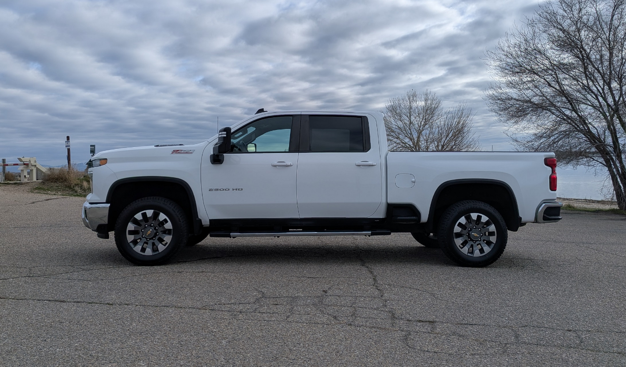 Chevrolet Silverado 2500HD LT Crew Cab Short Box 4WD 2024