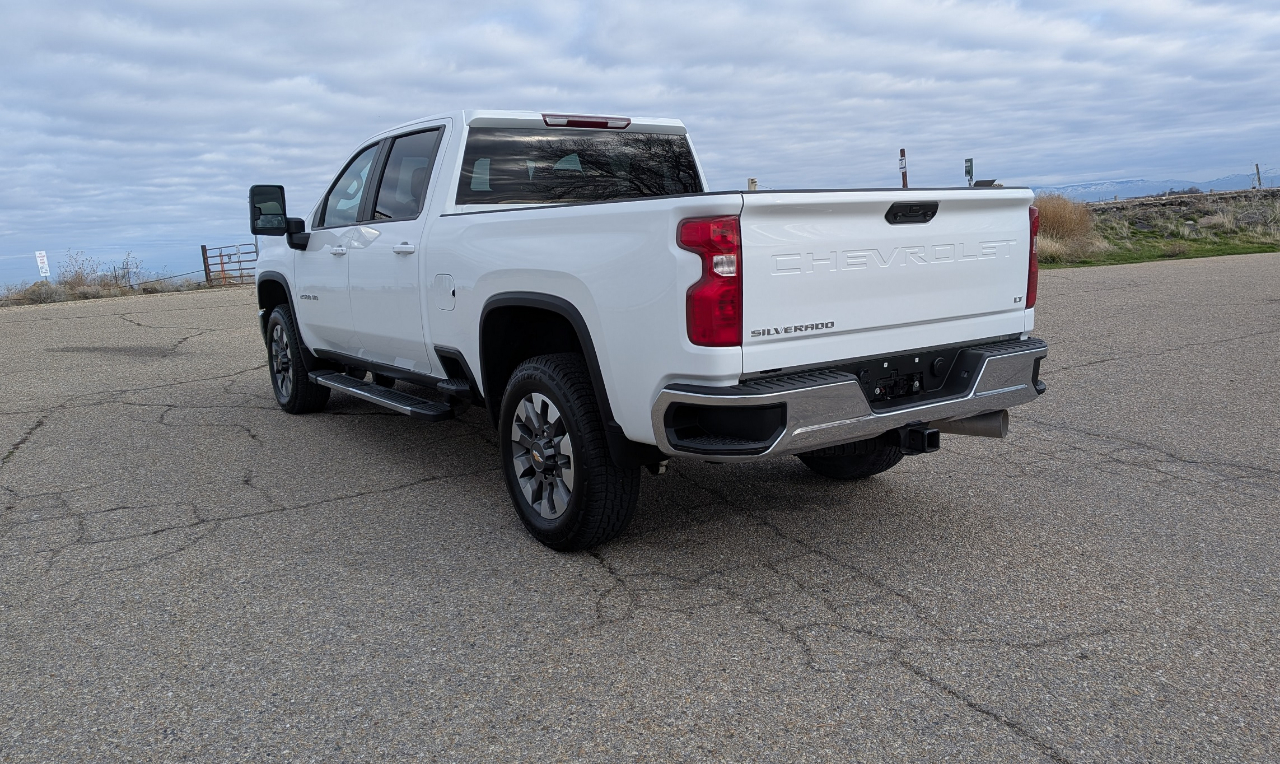 Chevrolet Silverado 2500HD LT Crew Cab Short Box 4WD 2024