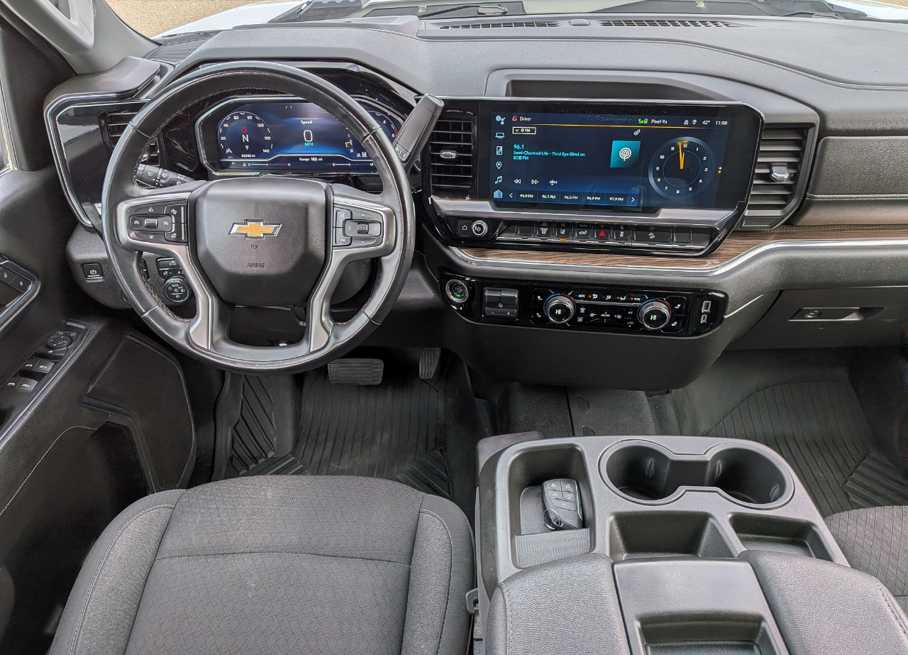 Chevrolet Silverado 2500HD LT Crew Cab Short Box 4WD 2024