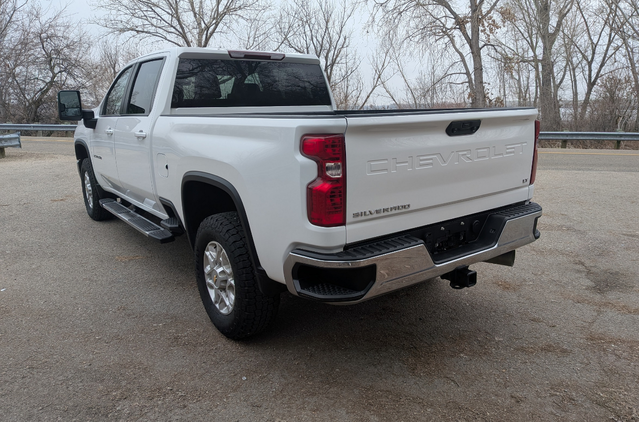 Chevrolet Silverado 2500HD LT Crew Cab Short Box 4WD 2024