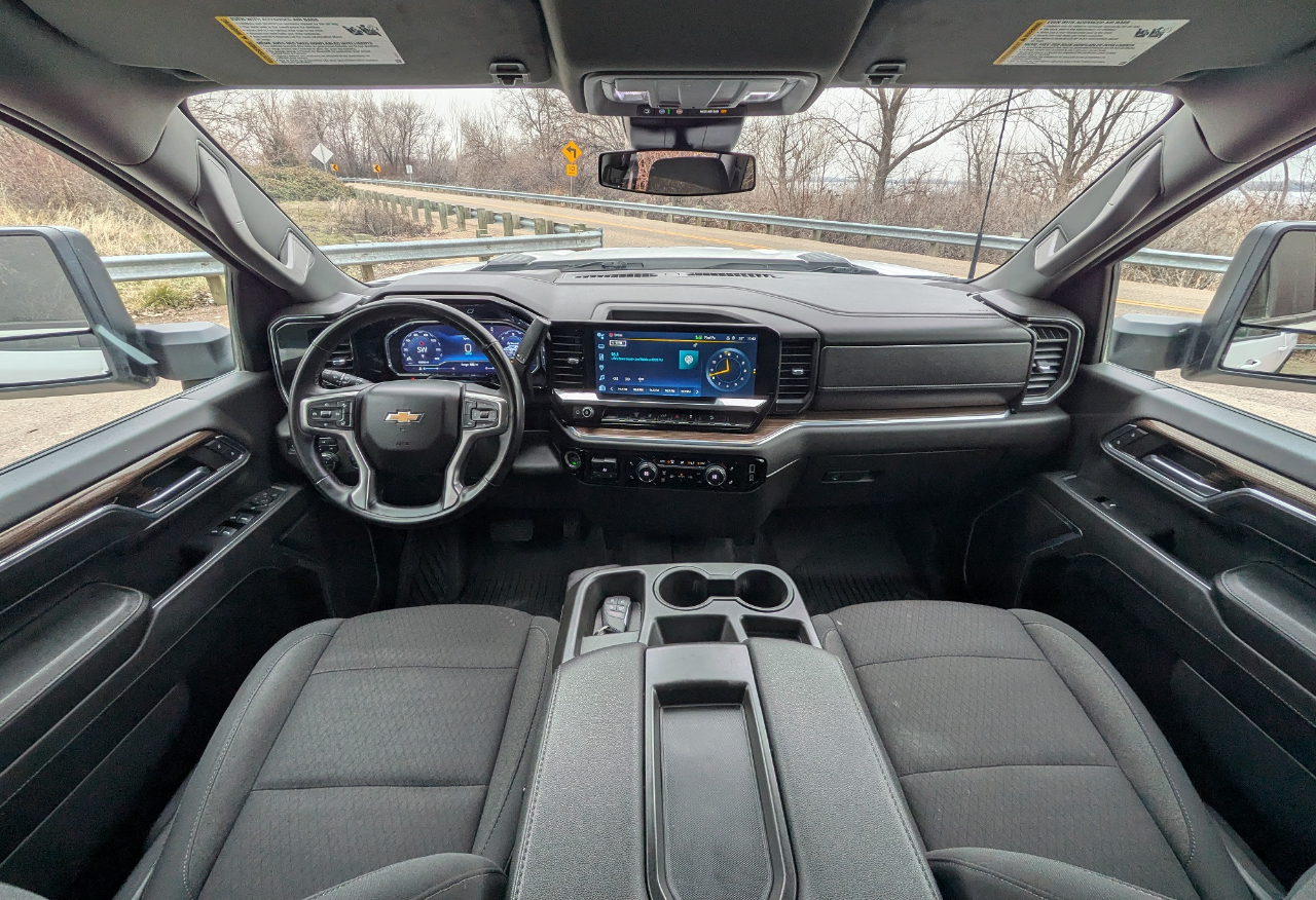 Chevrolet Silverado 2500HD LT Crew Cab Short Box 4WD 2024