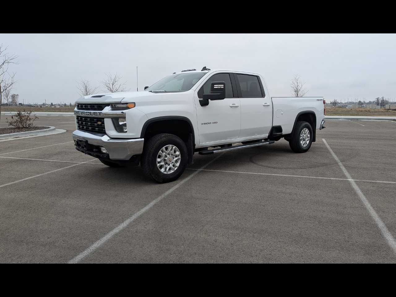 Chevrolet Silverado 3500HD LT Crew Cab 4WD 2021